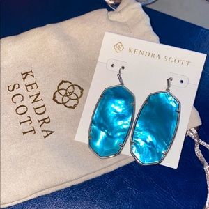 Kendra Scott Silver Drop Earrings!